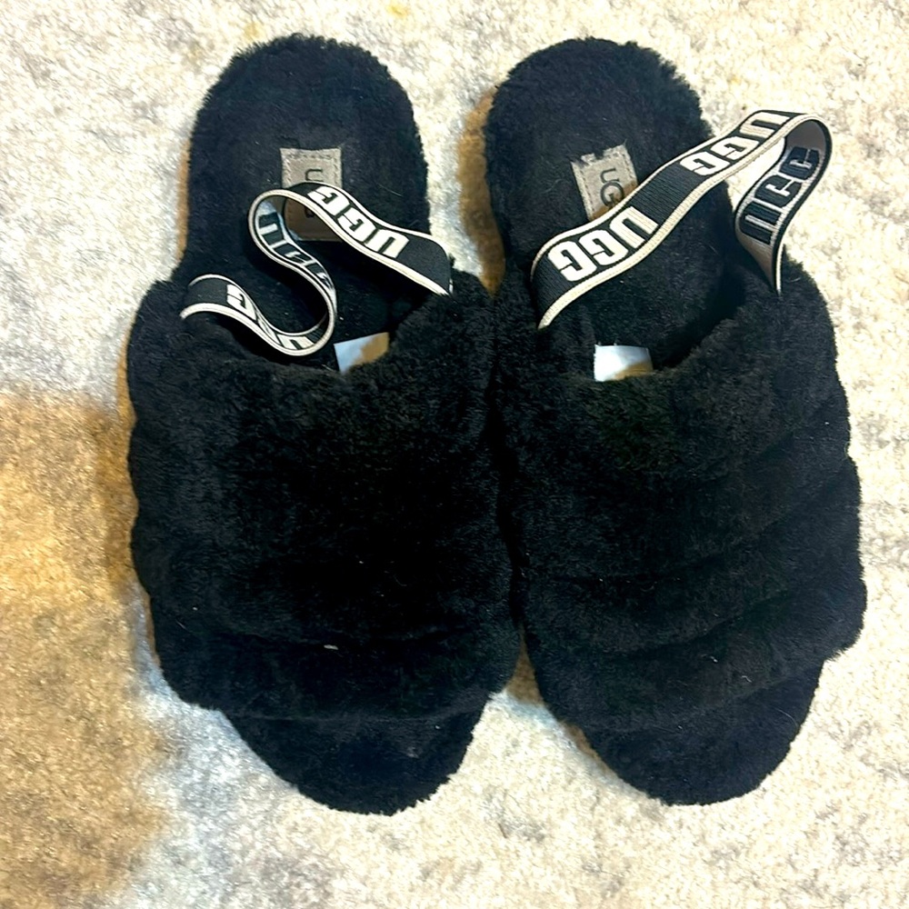 Ugg fluff yeah slide sandals